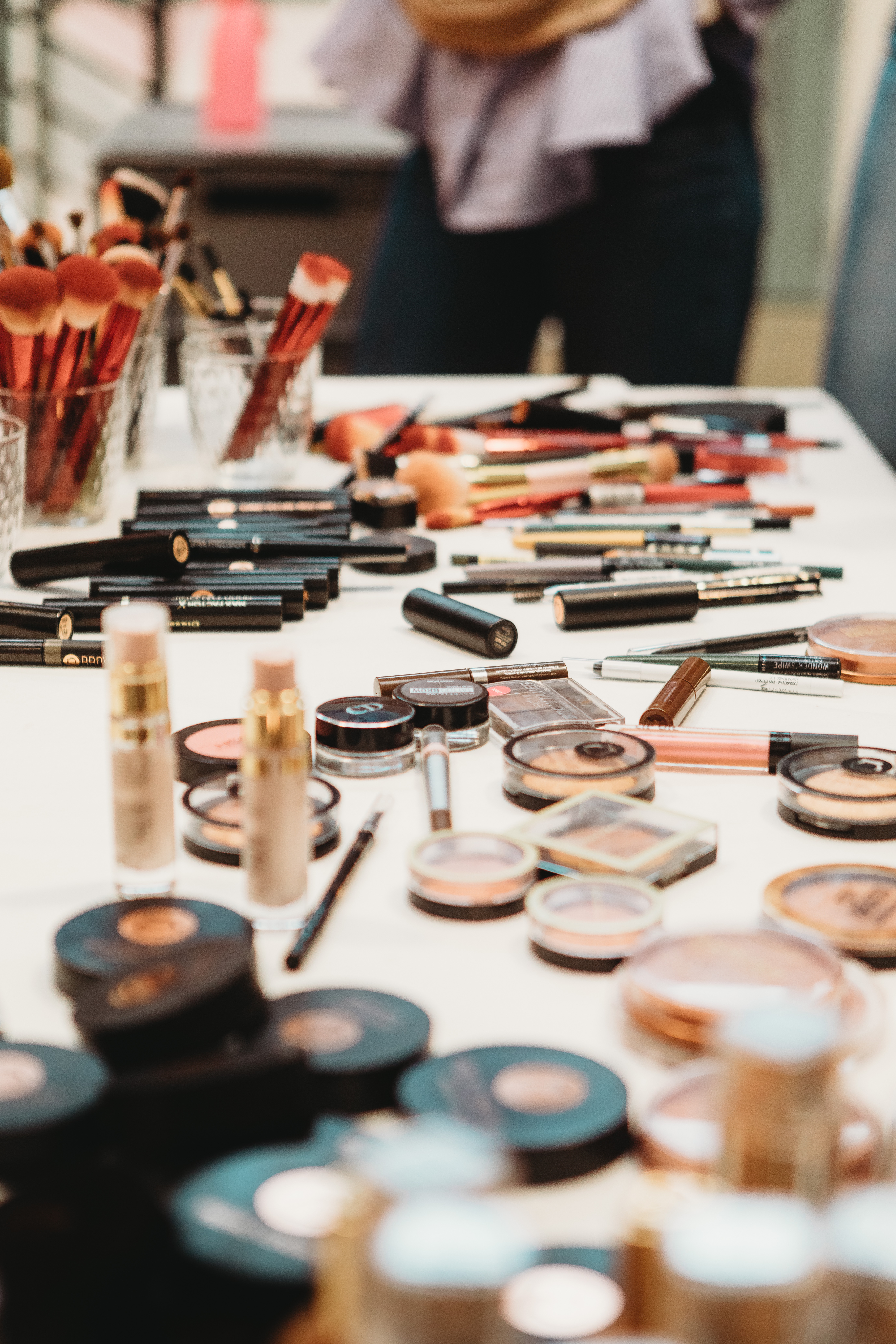 "Mascara Master" - Sæby Ungdomsklub - Foråret 2026 - Klik for at tilmelde dig