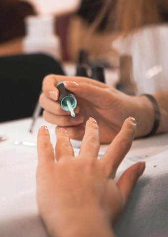 "Mascara Master"  Østervrå Ungdomsklub - Foråret 2026 - Klik for at tilmelde dig